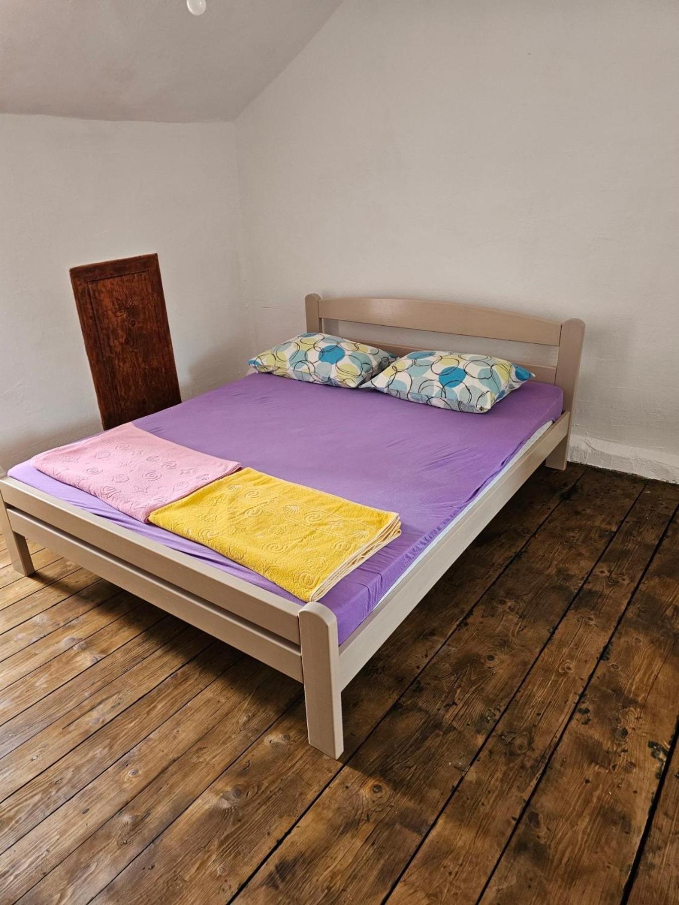 סטינג'ה Hostel Ka Doma מראה חיצוני תמונה